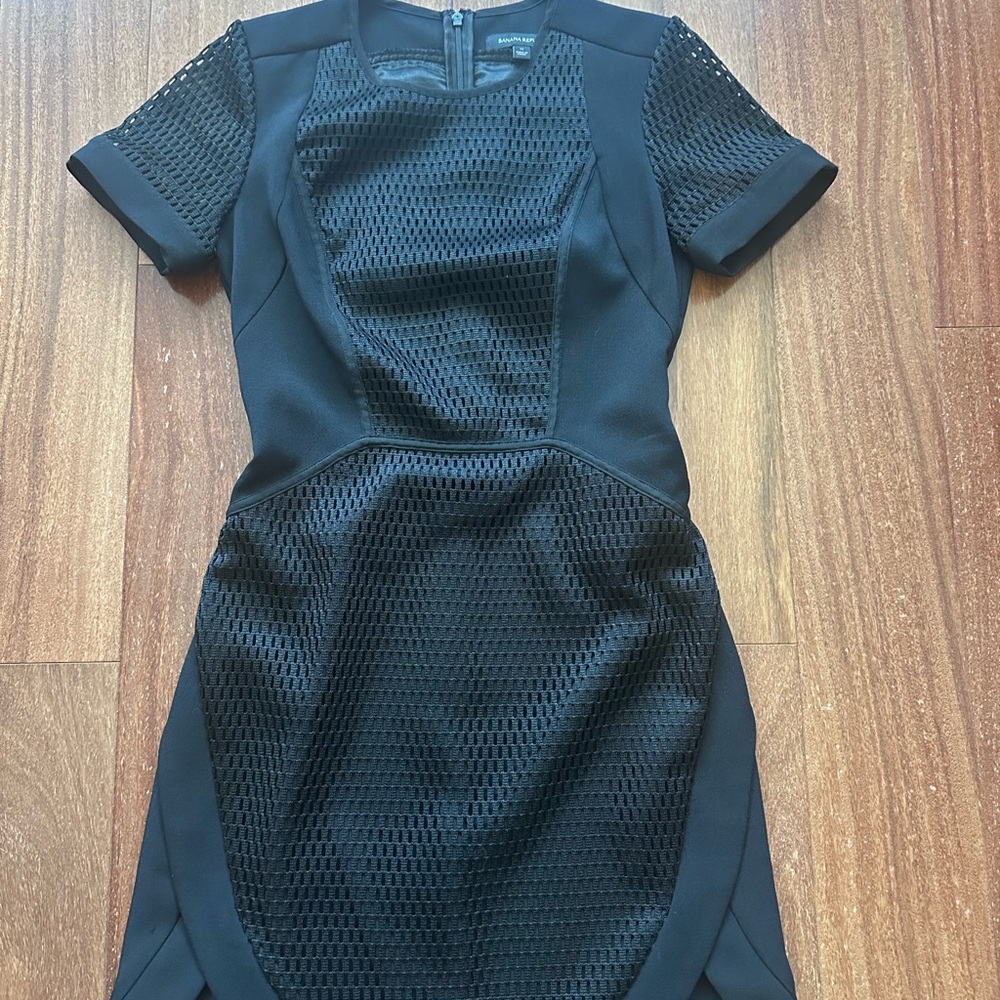 Banana Republic Black Mesh Panel Short Sleeve Mini Dress